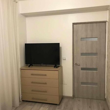 Modern & Elegant Apartament クラヨーヴァ エクステリア 写真