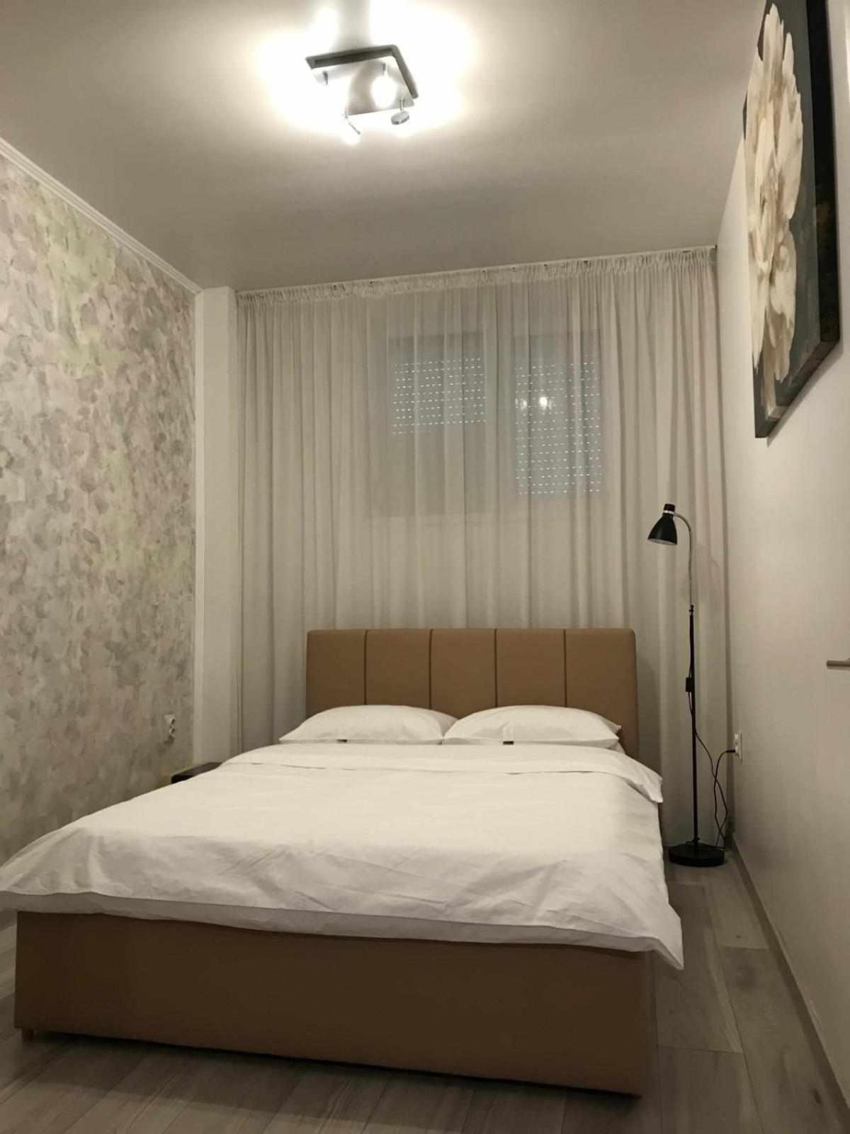 Modern & Elegant Apartament クラヨーヴァ エクステリア 写真
